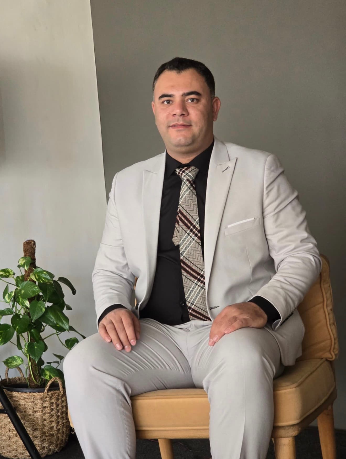 يوسف نوفل — مدرب تداول